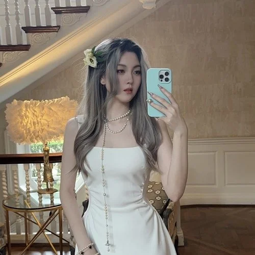 Yuxin Zhang — Ideas+Objects 25